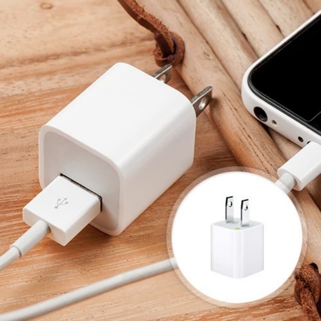 Apple IPhone Adapter 5W